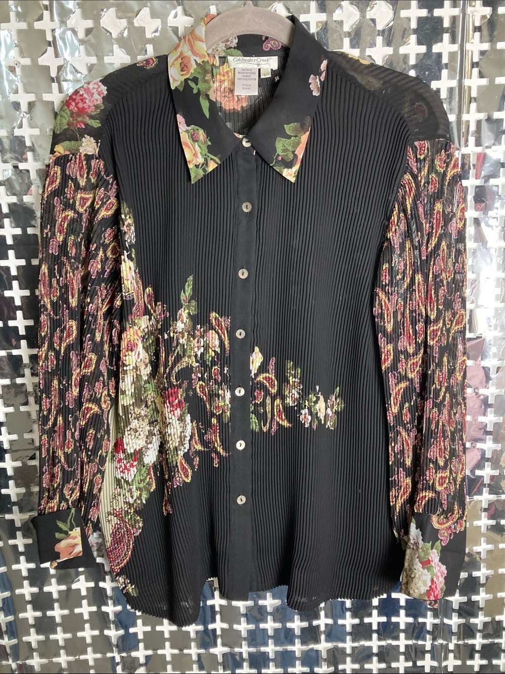 Coldwater Creek Black Floral Pleated Button-Down Shirt
